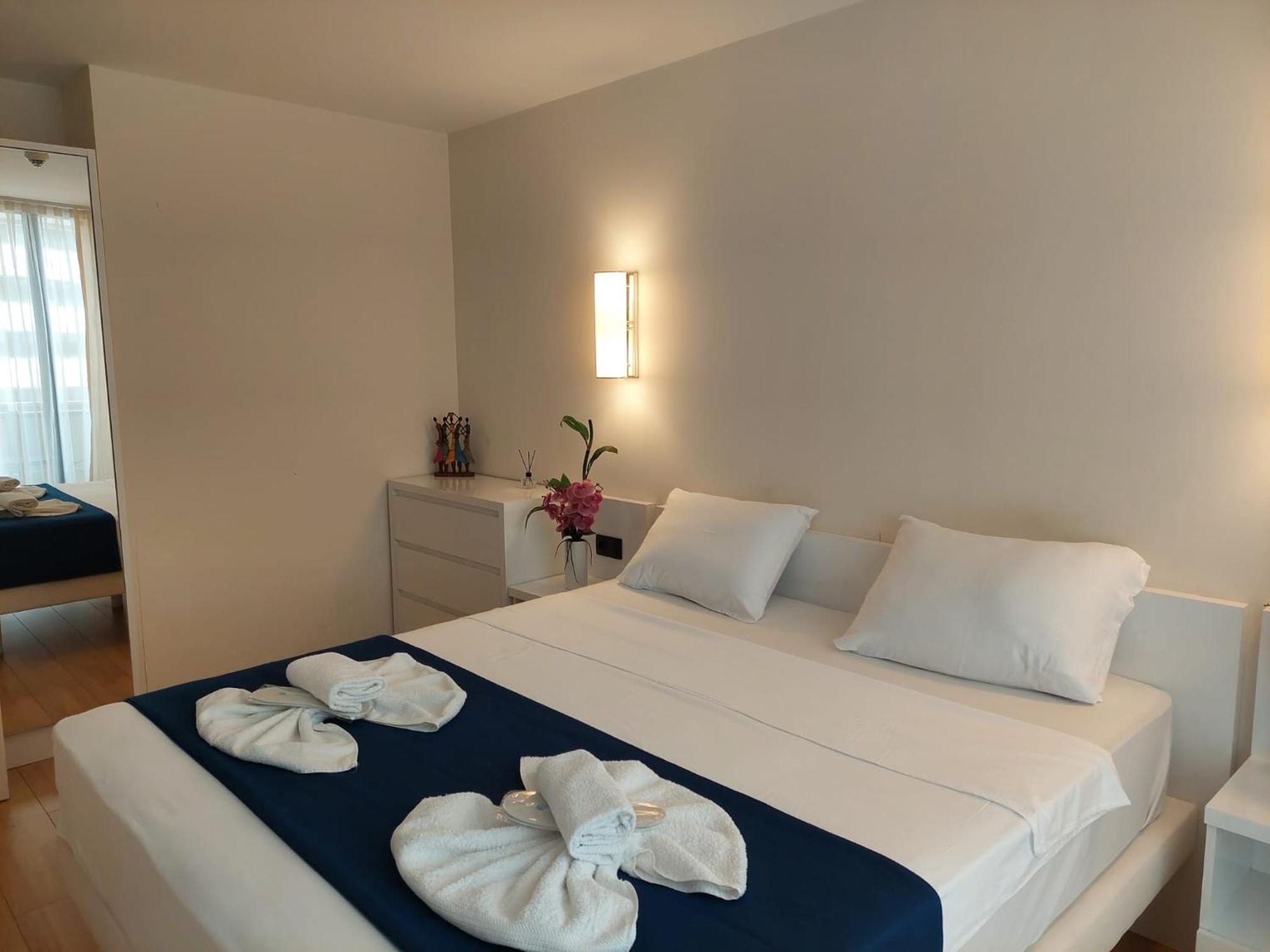 Natalia -Apartments In - Orbi City Батумі Екстер'єр фото