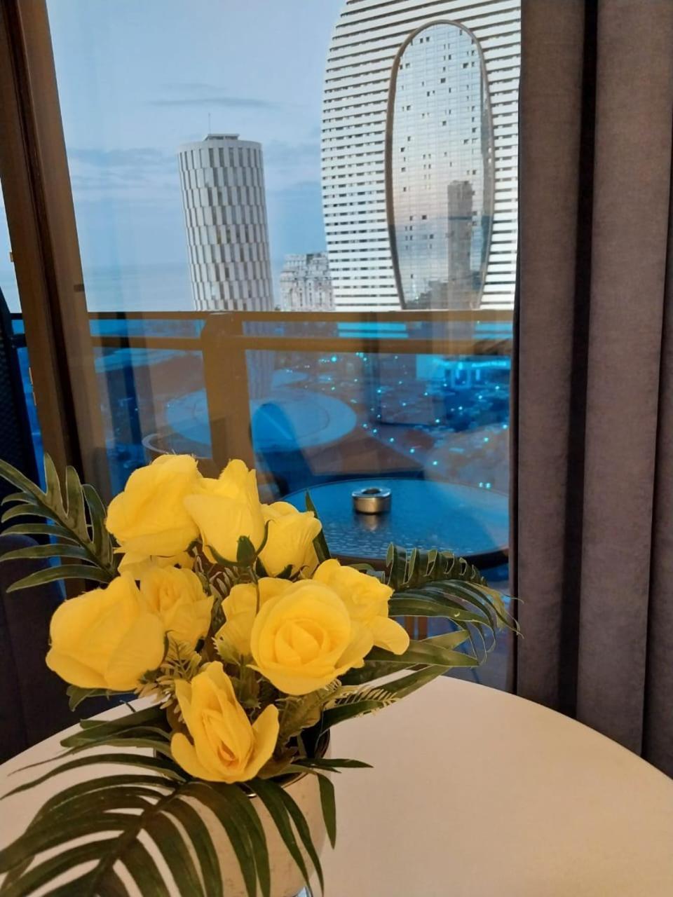 Natalia -Apartments In - Orbi City Батумі Екстер'єр фото