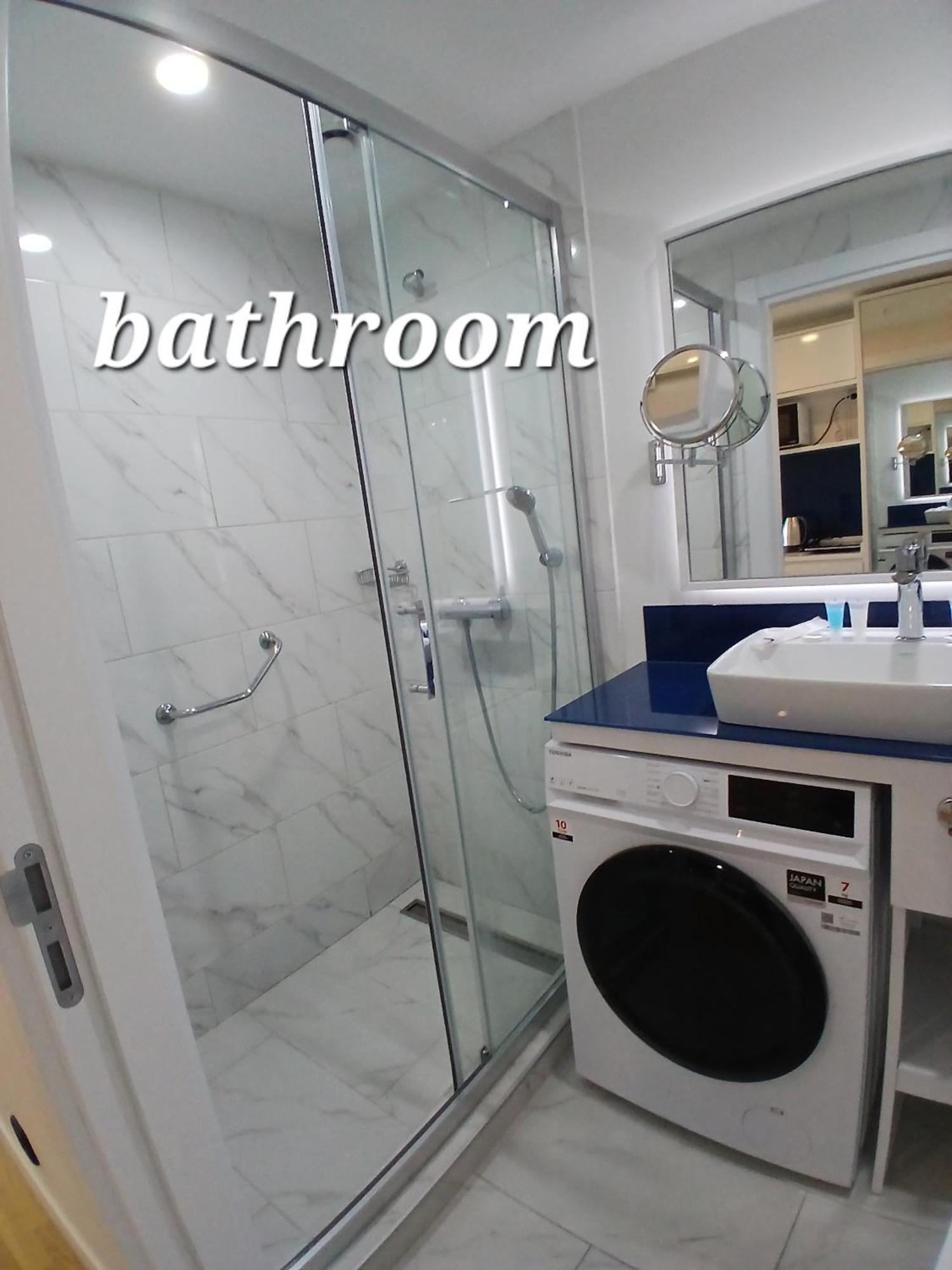 Natalia -Apartments In - Orbi City Батумі Екстер'єр фото
